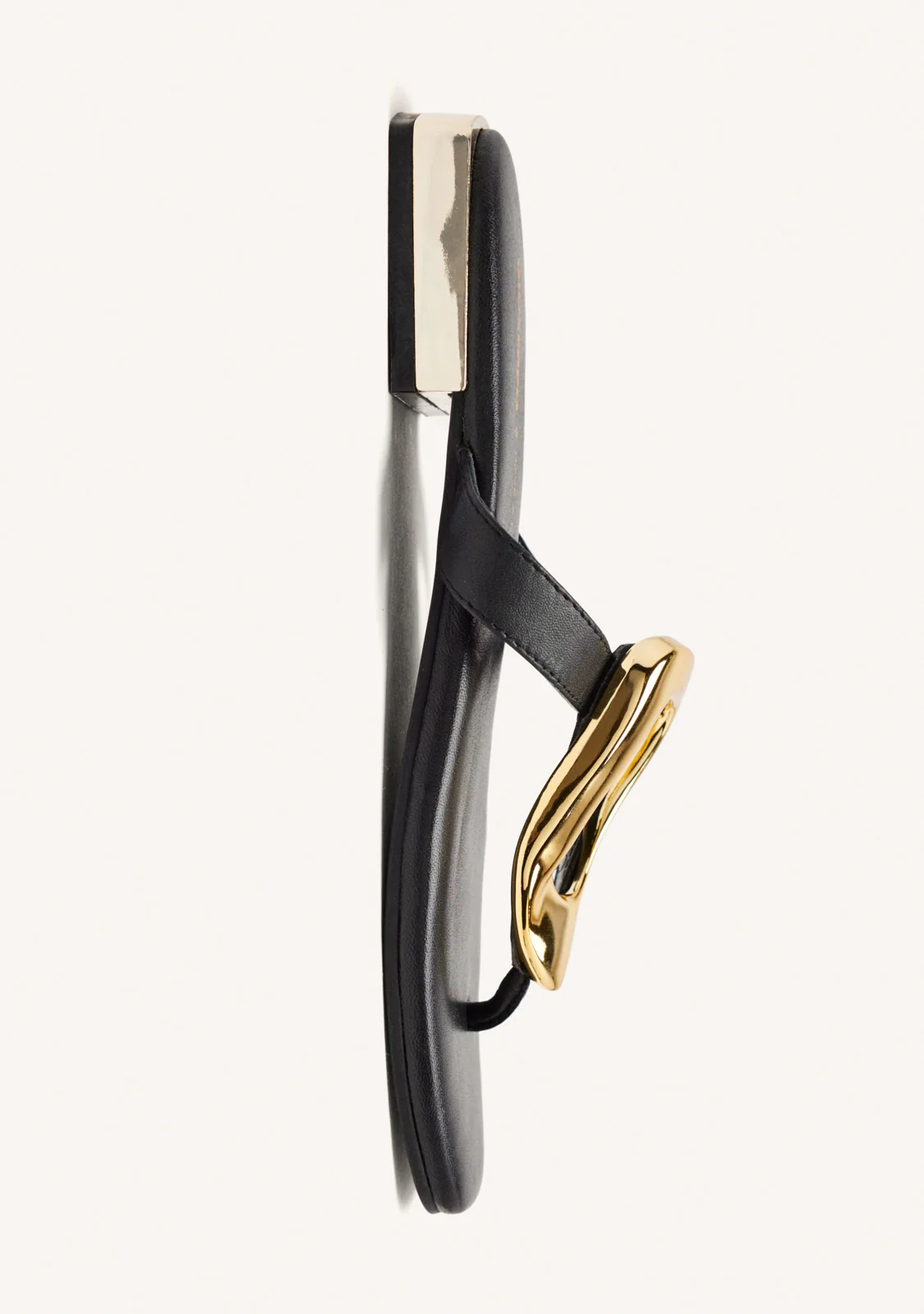 BLACK LEATHER SANDALS WITH METALLIC TRIM FOR WOMEN VENDRES - Image 4