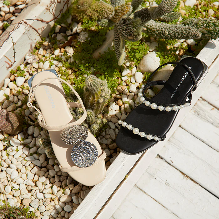 OFF WHITE LEATHER SANDALS WITH METALLIC TRIM FOR WOMEN TROFA - Image 4