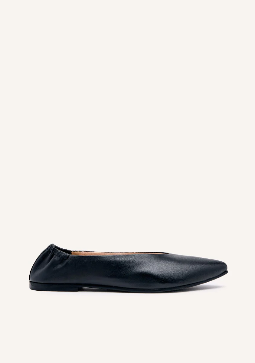 LEATHER BALLET FLATS