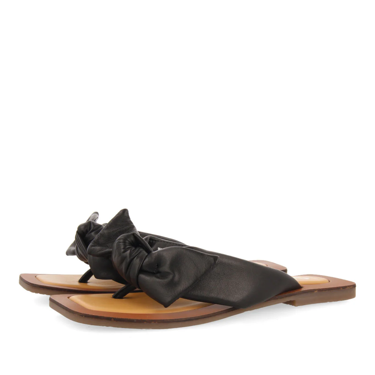 Acucena women's black leather sandals with decorative knots - Image 2