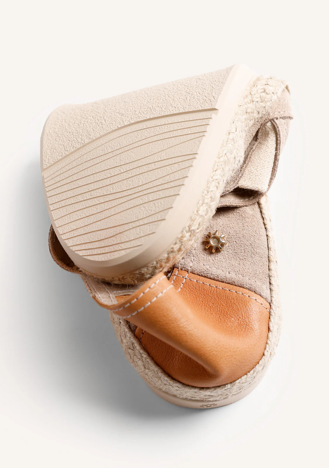 BEIGE LEATHER ESPADRILLES - Image 5