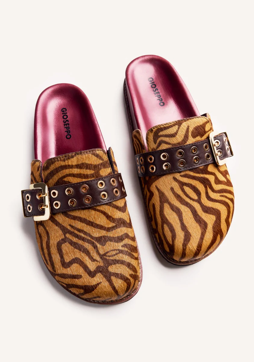 ANIMAL PRINT LEATHER CLOGS BEULAH - Image 2