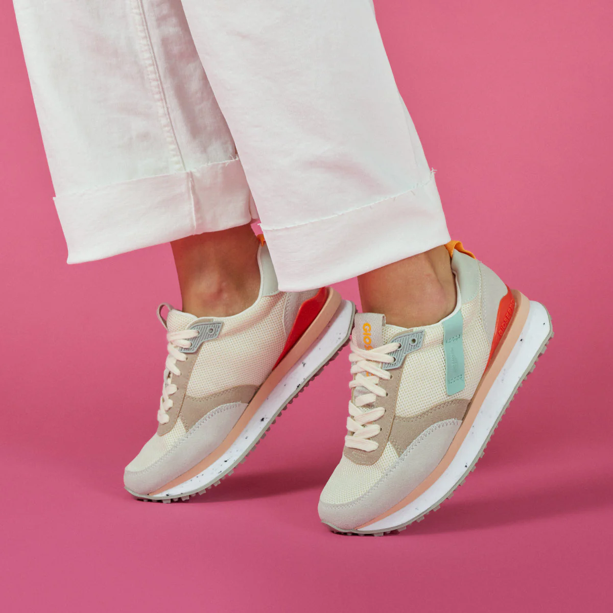Anneot women's white textured sneakers - Image 2