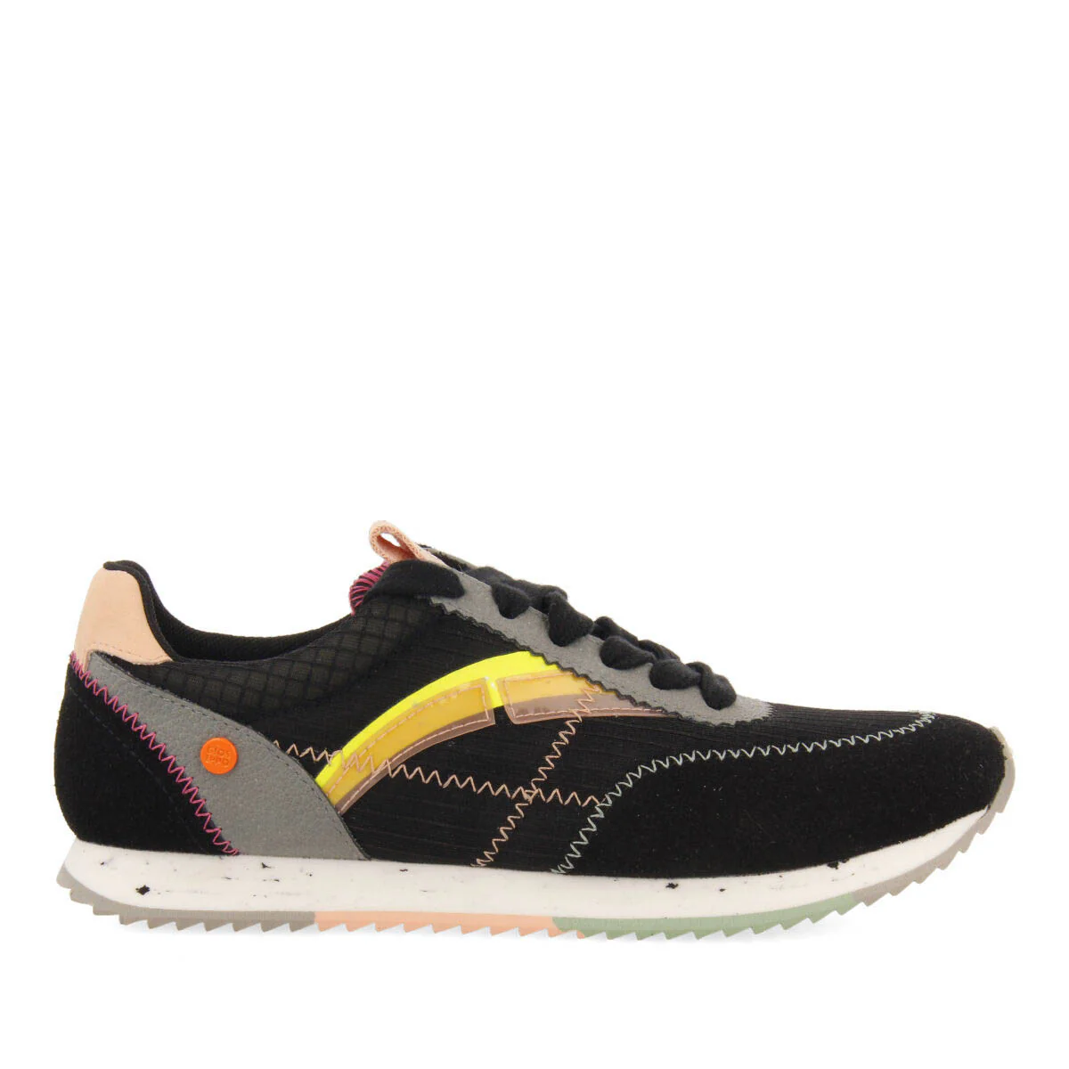 Arbent women's black textured sneakers