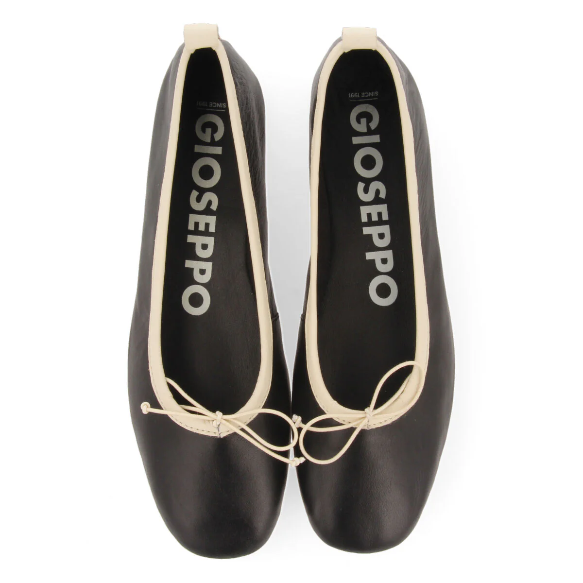 Aspley women's black leather ballet flats with cutwork - Image 4