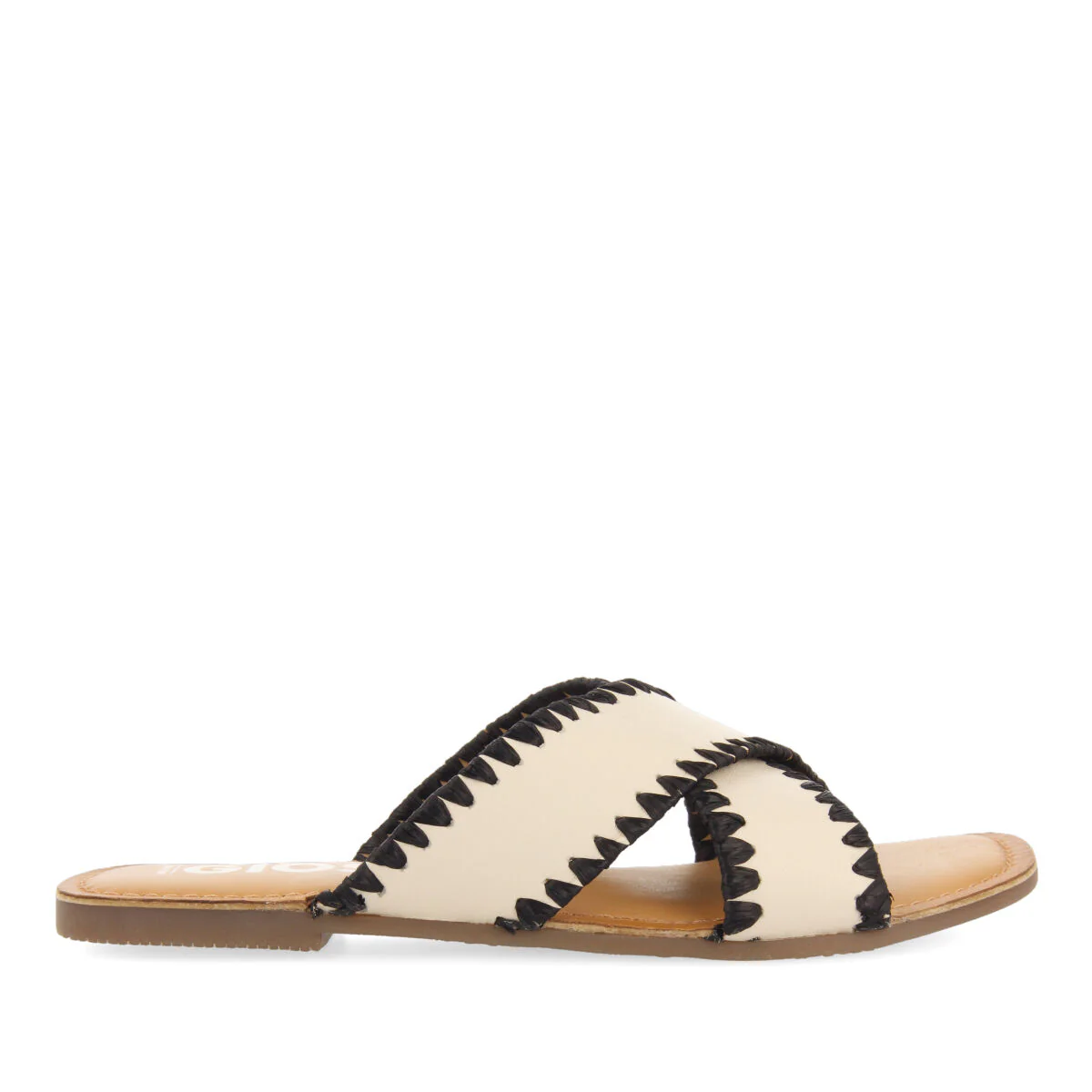 Assu women's off-white leather sandals with decorative raffia stitching