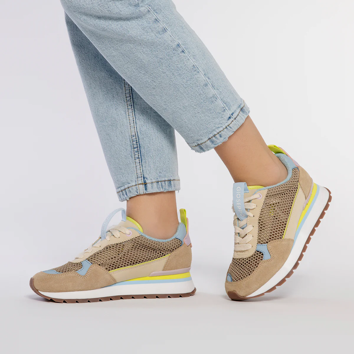 BEIGE SNEAKERS WITH MESH FABRIC FOR WOMEN VAMO - Image 2