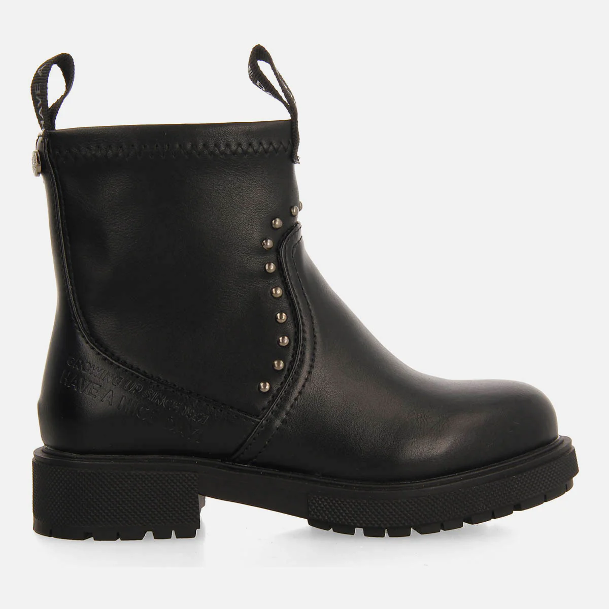 BOOTS WITH PREBLE NAILS