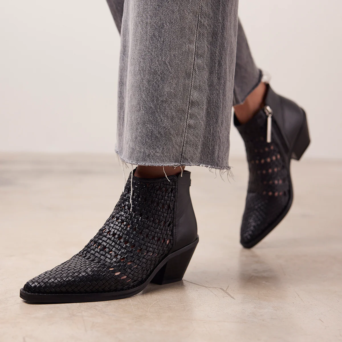 BRAIDED COWBOY BOOTS WITH LEATHER HEEL LIVONIA - Image 4