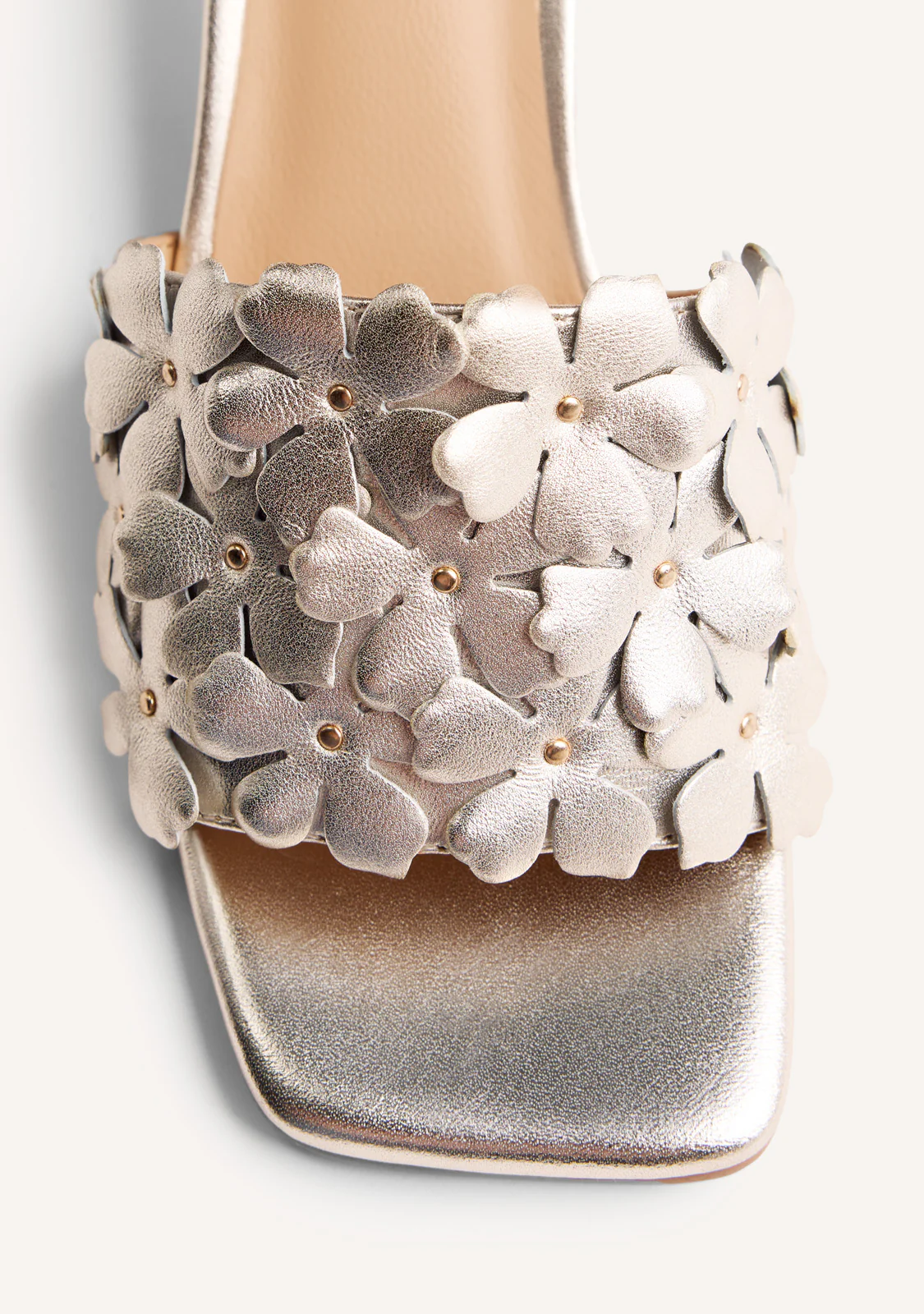 FLOWER LEATHER HEELED MULE SANDALS TANGUB - Image 3