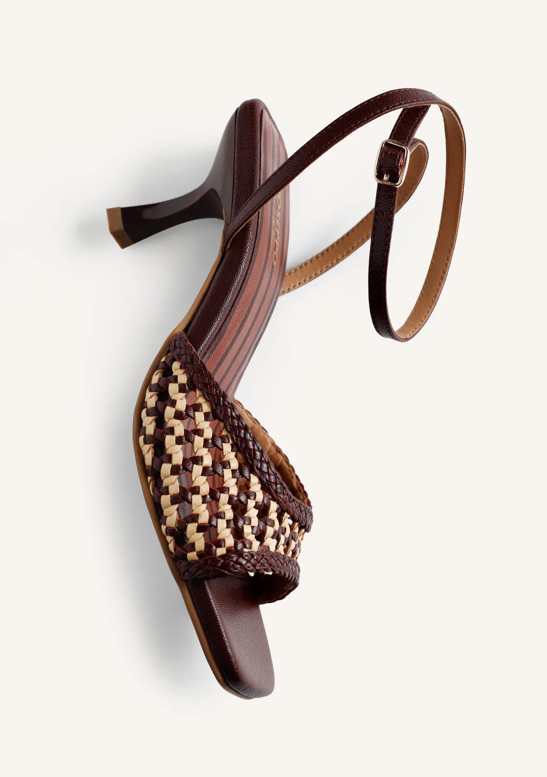 BRAIDED LEATHER HEELED SANDALS BY MARÍA G. DE JAIME - Image 4