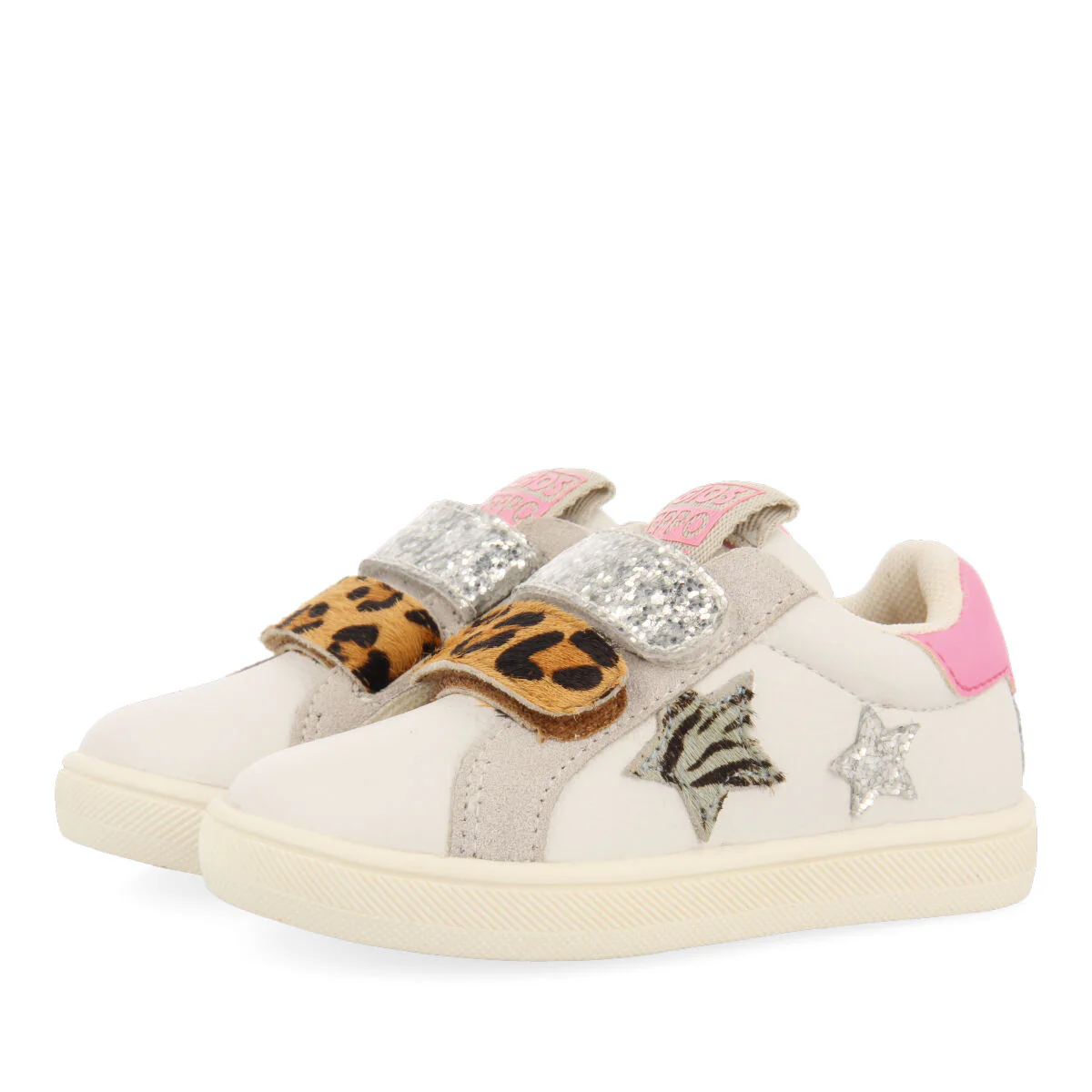 Brasles babies white sneakers with glittery details and animalrint - Image 2