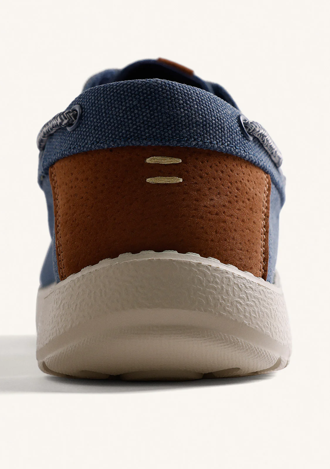 CANVAS WALLABEE LOAFERS KINANGO - Image 4