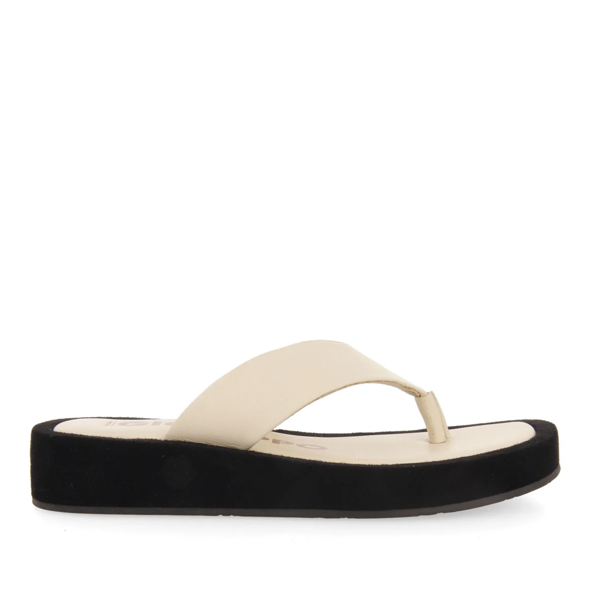 Domats women's sandals with thick soles and an off-white strap