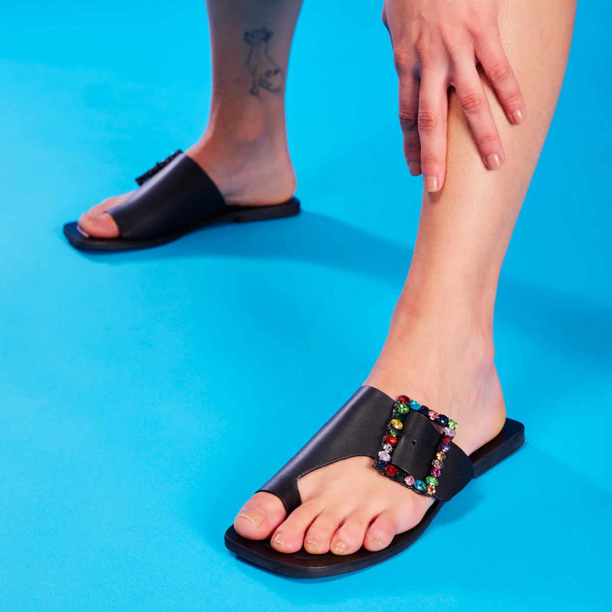 Fortul women's flat slide sandals with multicoloured crystal buckles - Image 2