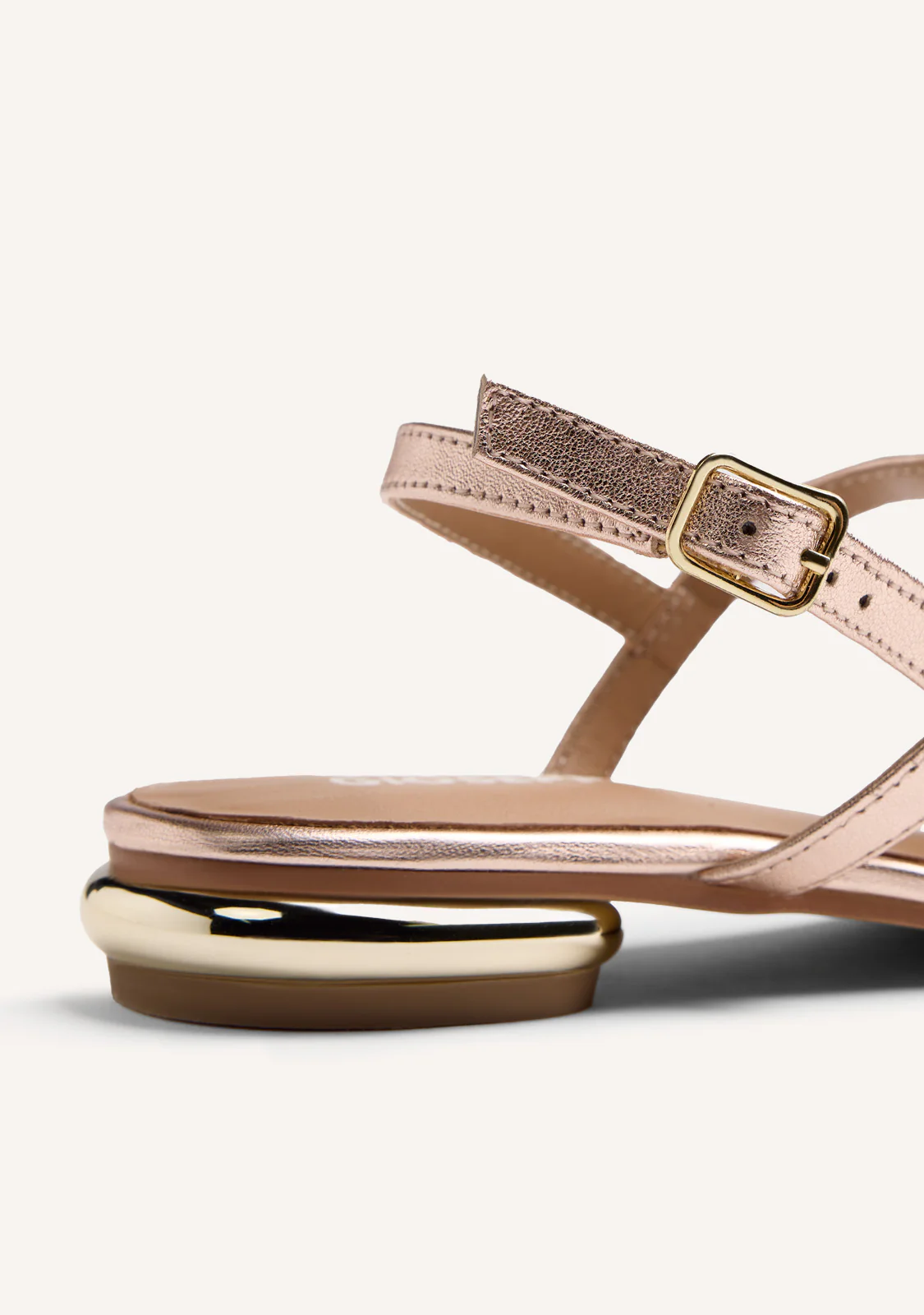 FRINGED SHINY LEATHER SANDALS ESCANABA - Image 4