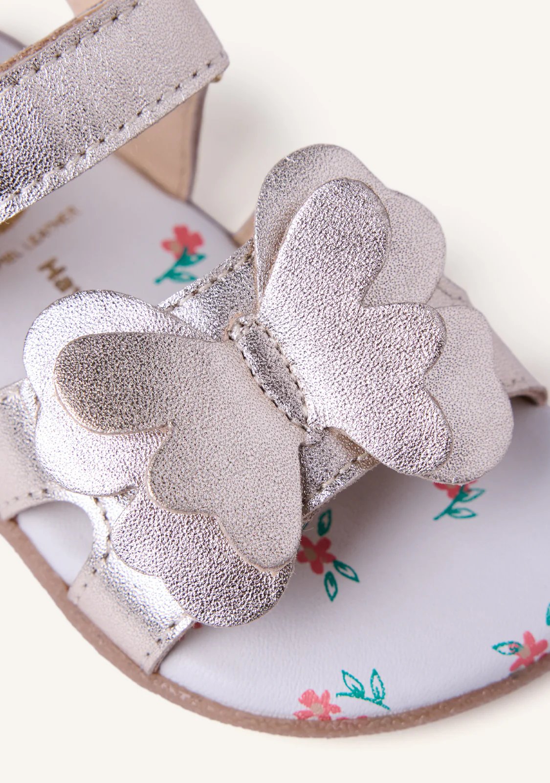 GIOSEPPO BAREFOOT - SHINY LEATHER SANDALS WITH BUTTERFLY NANDI - Image 4