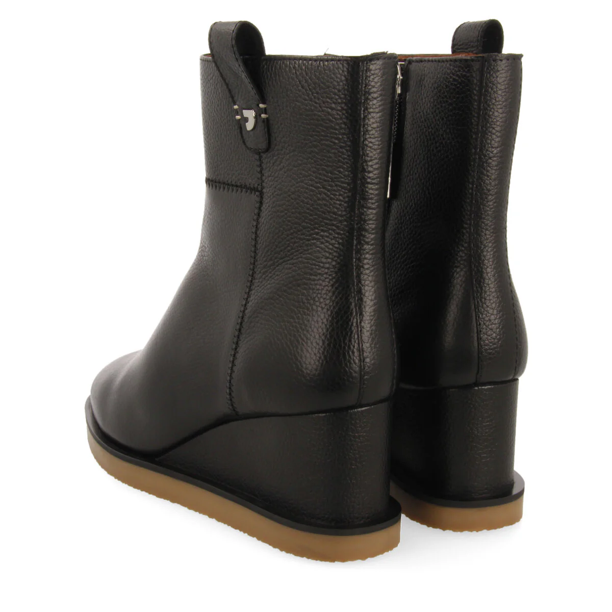 Glamis women's black leather ankle boots with wedges - Image 4
