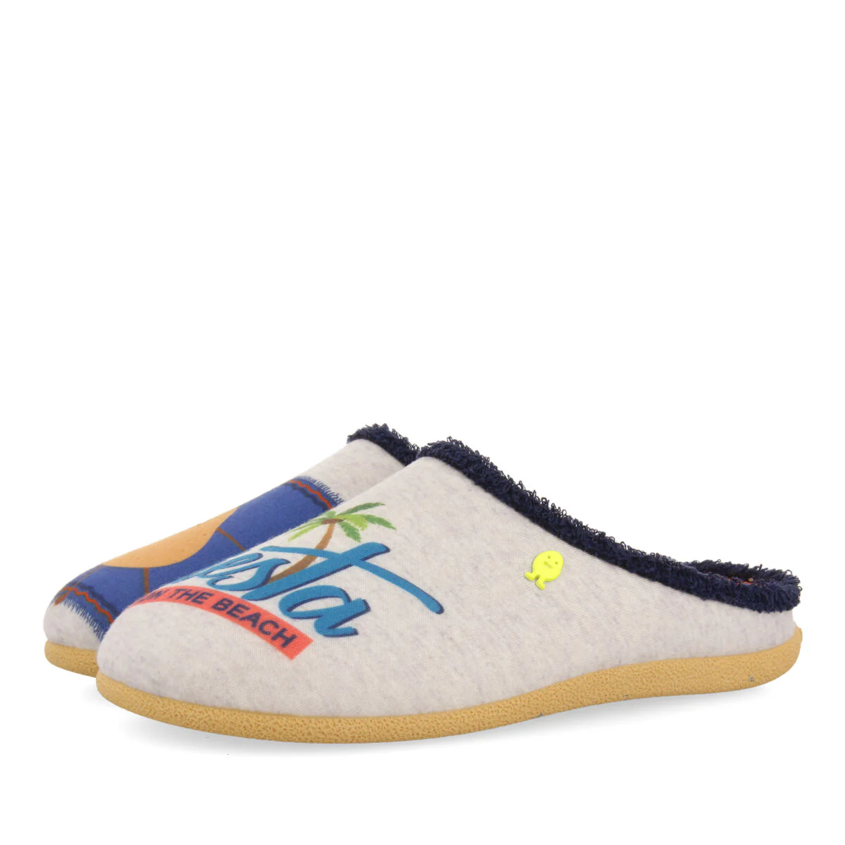Guabito grey slippers - Image 2