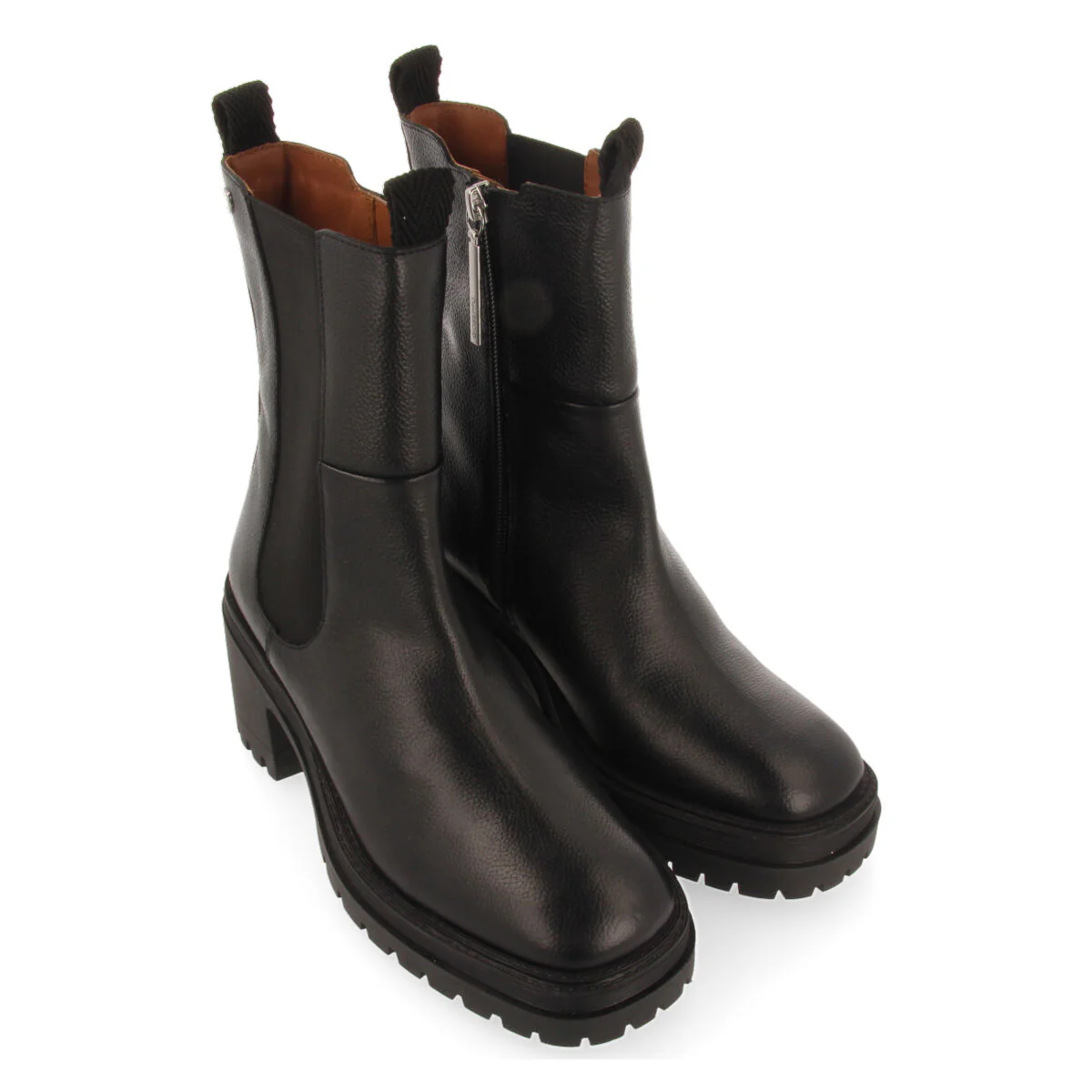 Horsens women's black chelsea boots with heeled track soles - Image 4