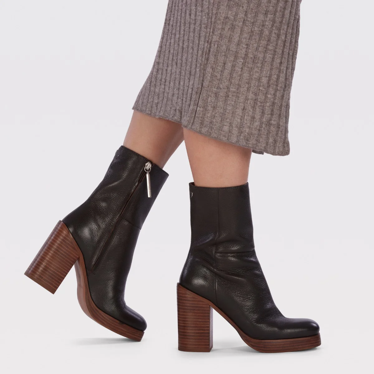 Langoya women's black high-heeled boots with coffee-coloured platforms - Image 2