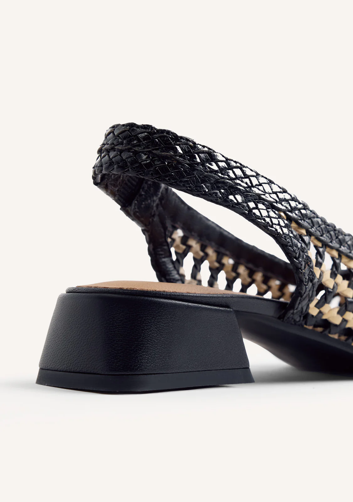 BRAIDED LEATHER SLINGBACK HEELED SHOES HOUNSLOW - Image 4