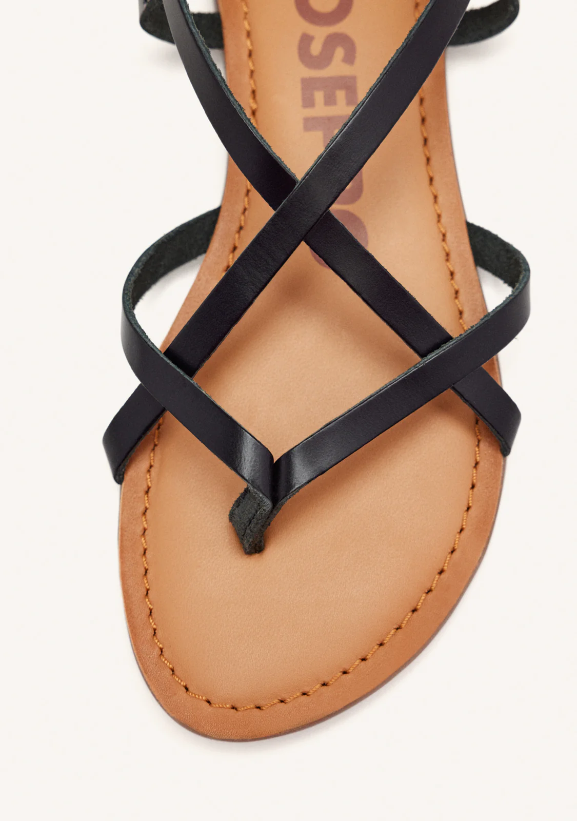 Lelex women's black roman sandals - Image 4