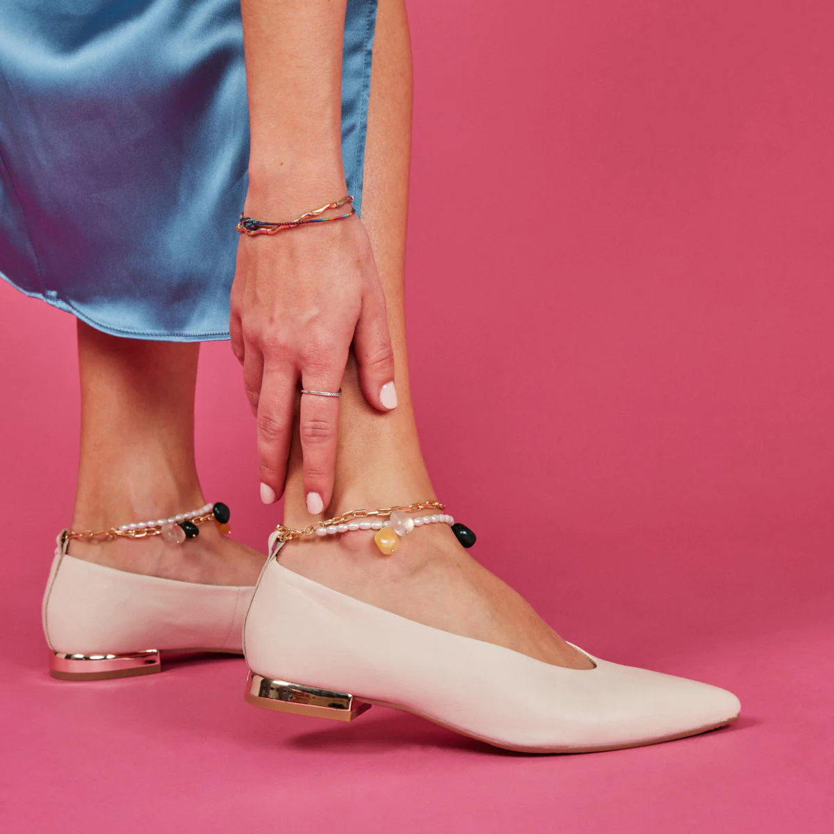 Lezinnes women's off-white leather ballet flats with an ankle strap with pearls and a chain - Image 2