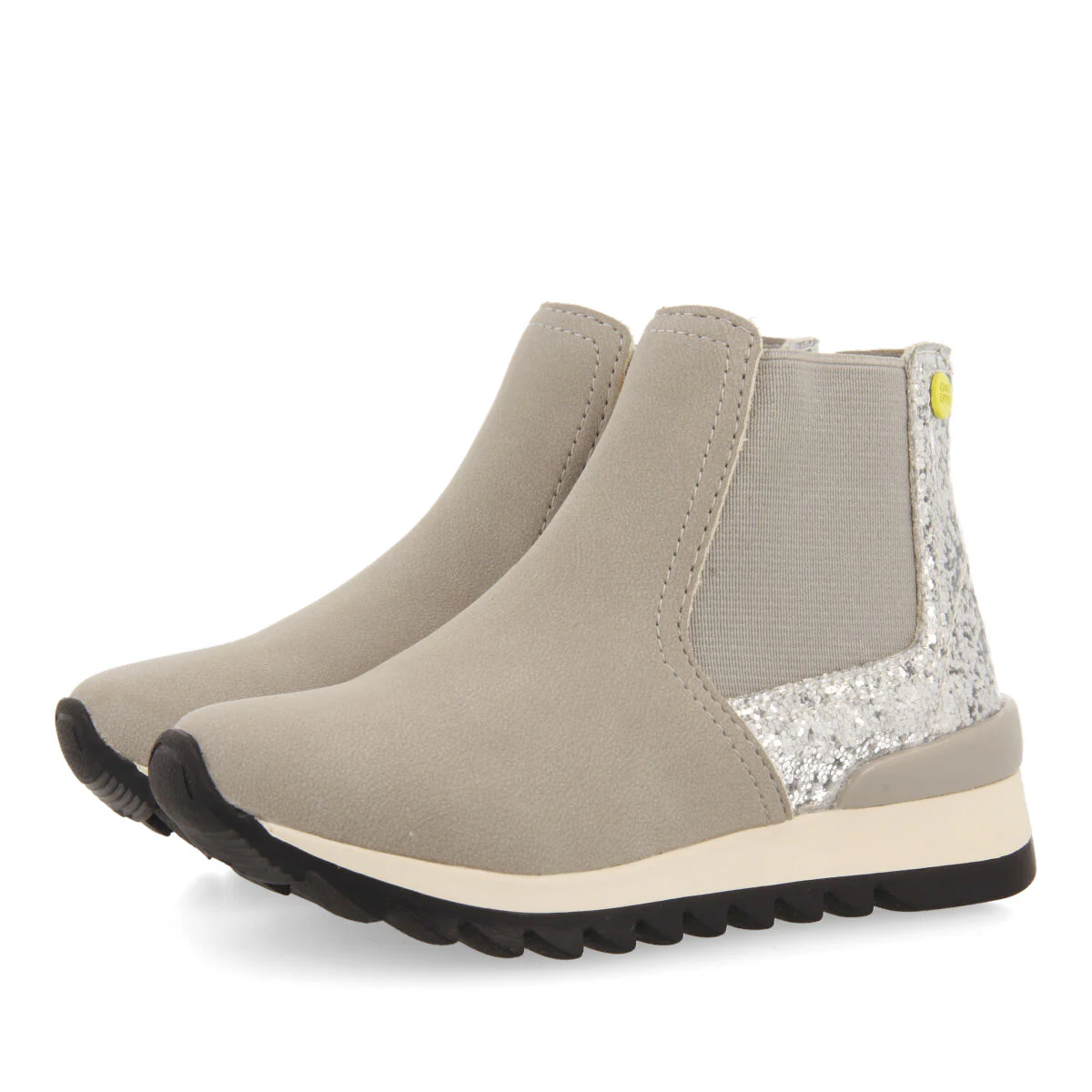 Luncarty children's chelsea boot-style sneakers with shiny silver detail - Image 4