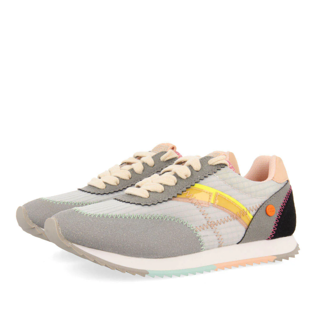 Madirac girls grey sneakers with colourful topstitching - Image 2