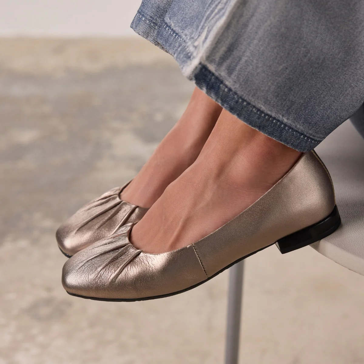 METALLIC LEATHER BALLET FLATS LASSING - Image 4
