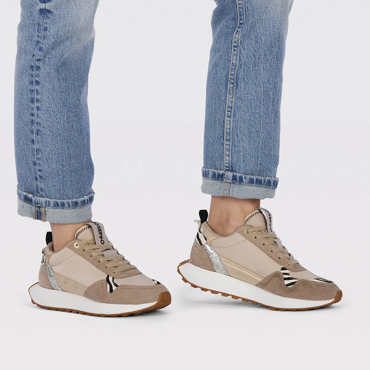 Naestved women's beige retro sneakers with animal print - Image 2