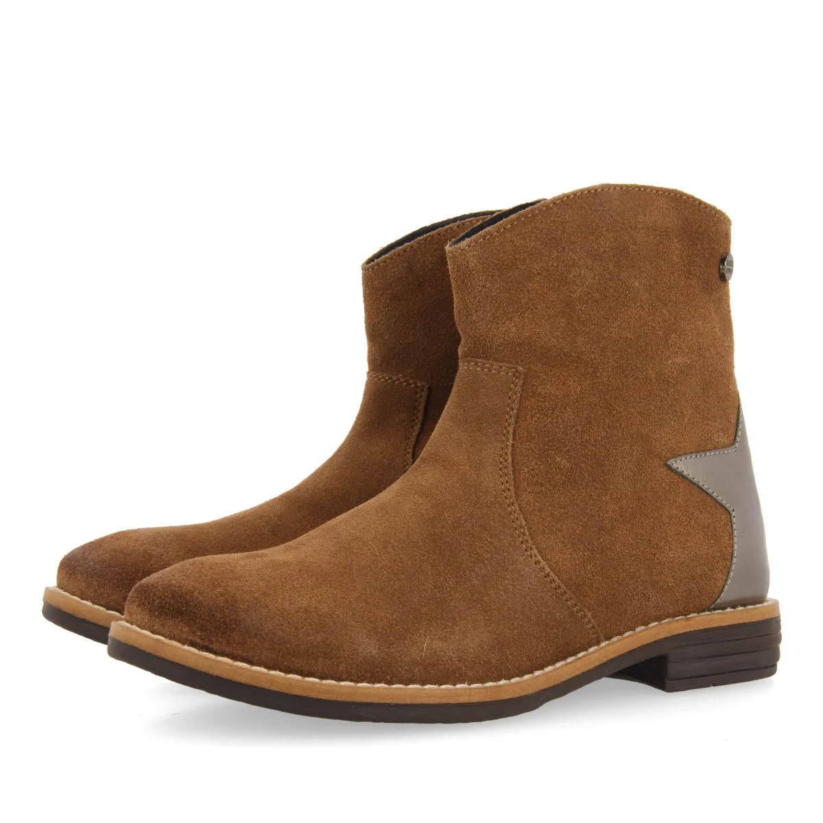 Nastola children's taupe split-suede cowboy boots with decorative star - Image 2