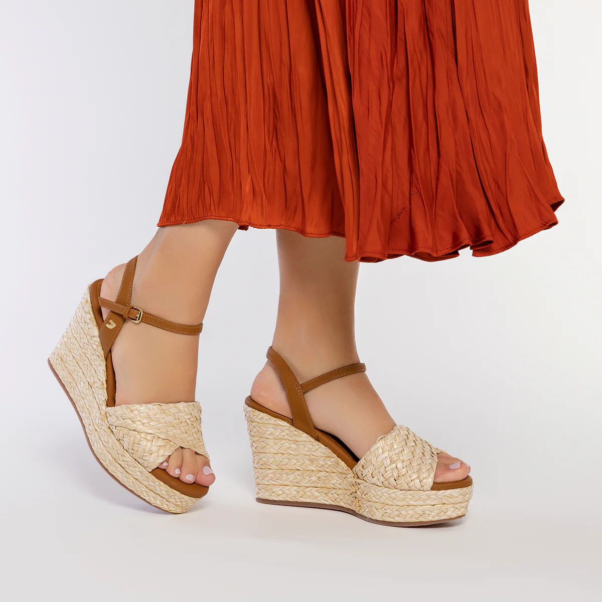 NATURAL COLOR RAFFIA SANDALS WITH WEDGE AND PLATFORM FOR WOMEN ALLKAJ - Image 2