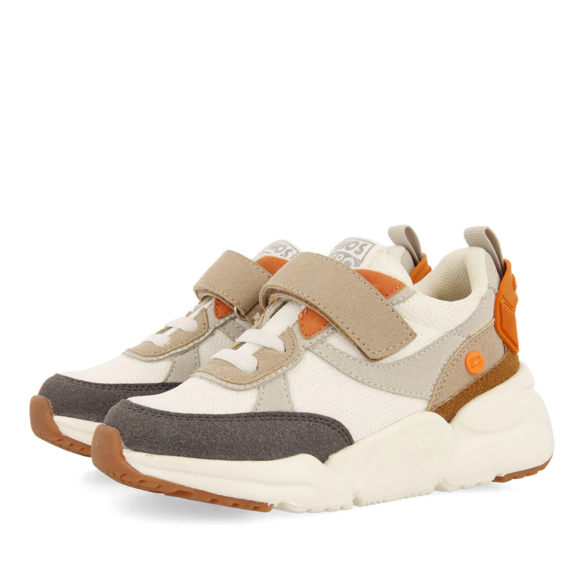 Ouanne boys off white sneakers with light and flexible chunky soles - Image 2