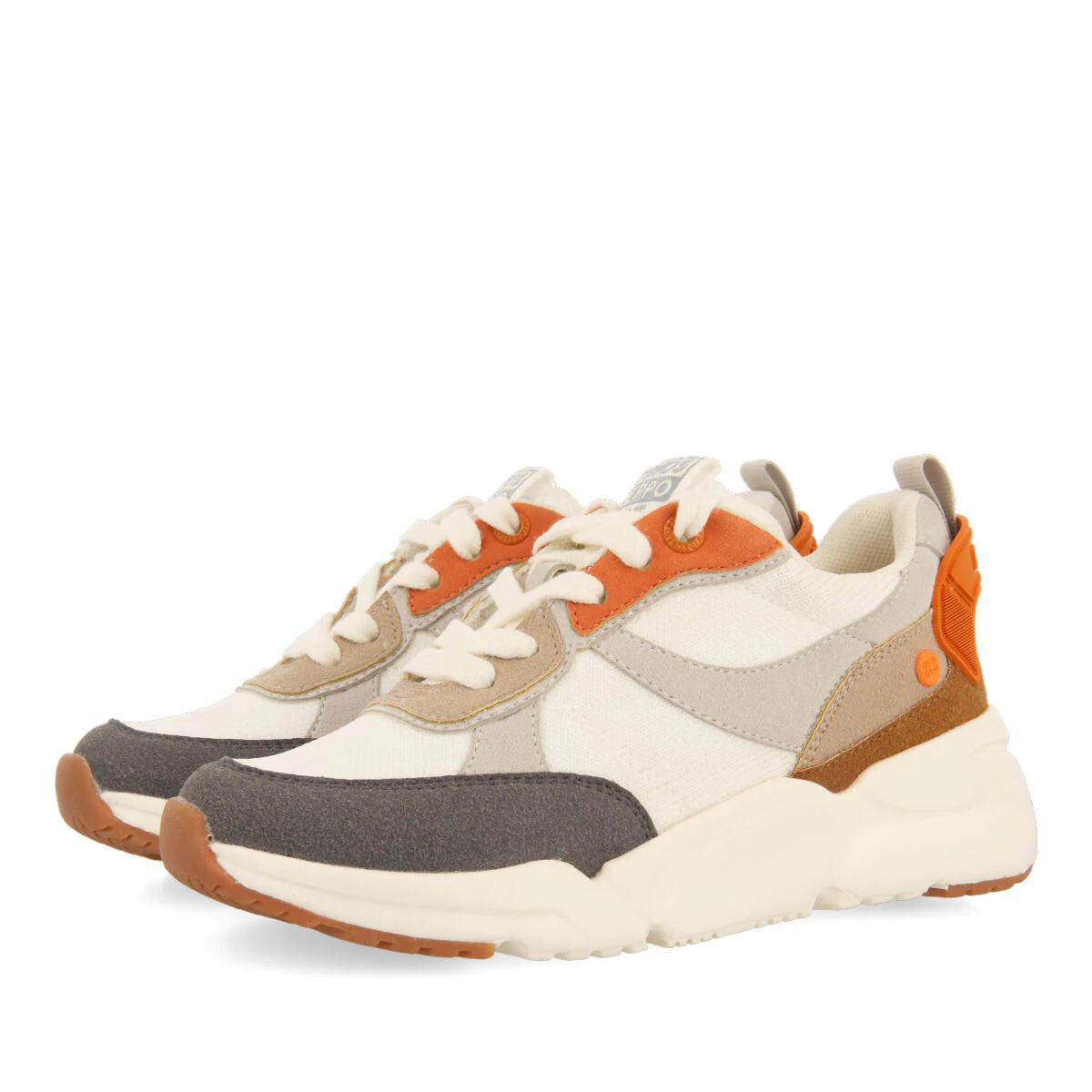 Resende boys off white sneakers with high soles - Image 2