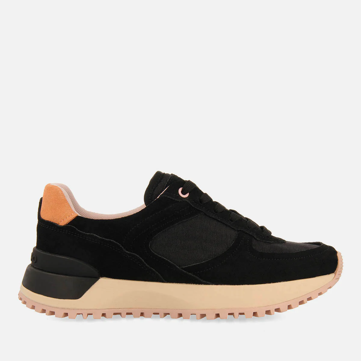 RETRO SNEAKERS FLOING