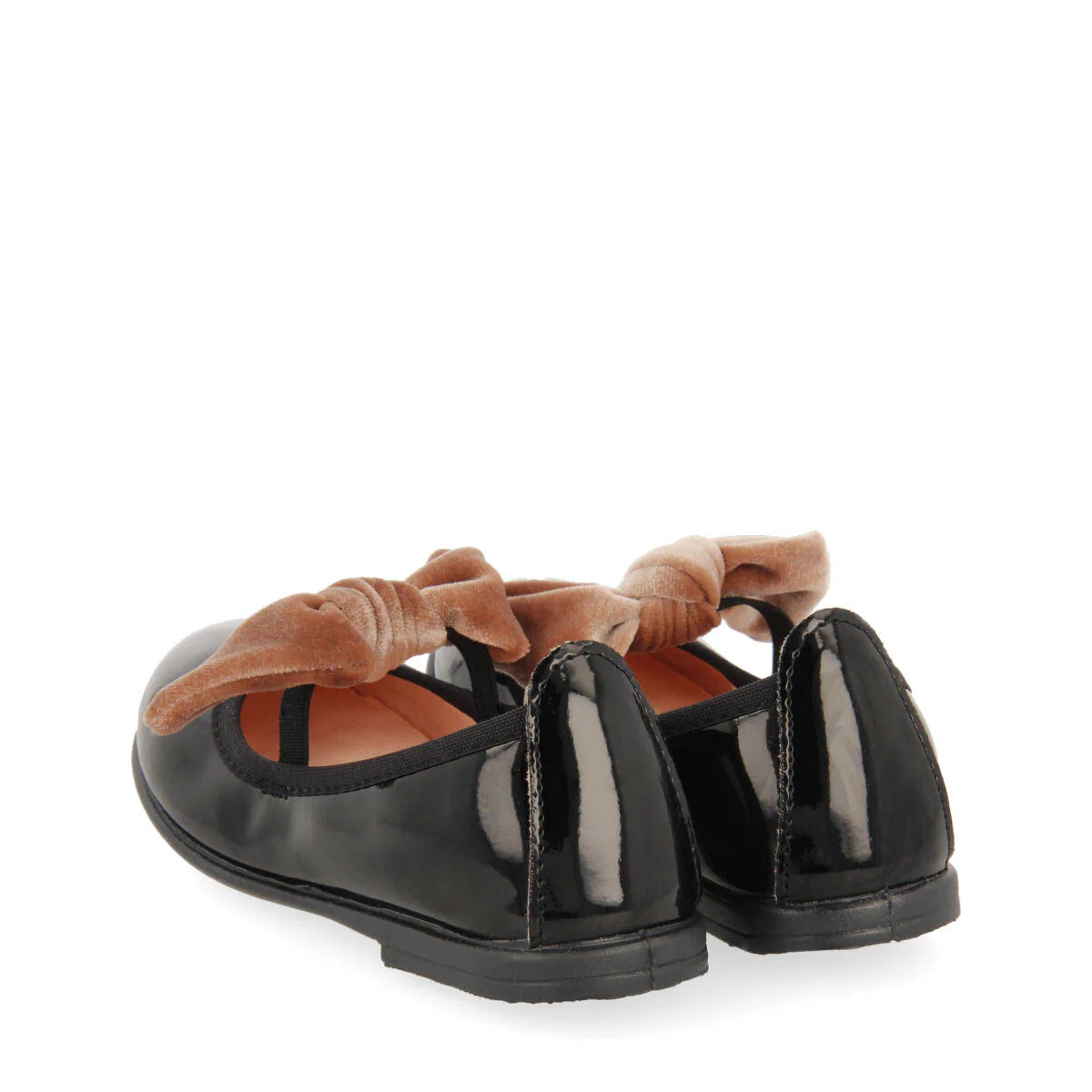 Rothes girls' black patent ballet flats with a detachable bow - Image 3