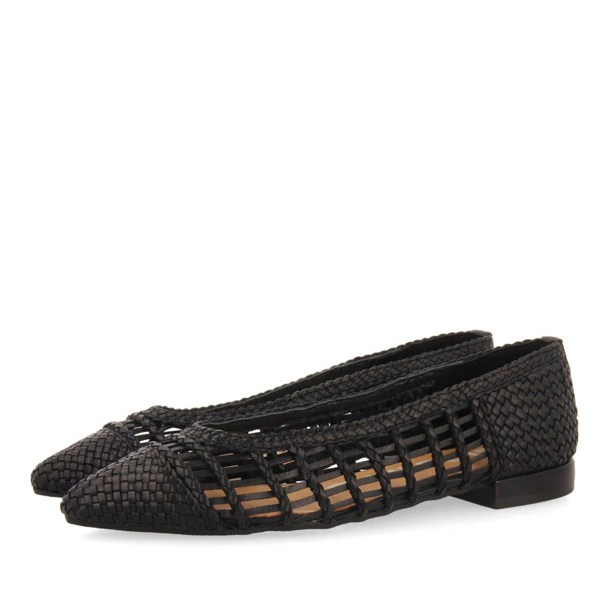 Sagada women's black braided leather ballet flats with tie - Image 2