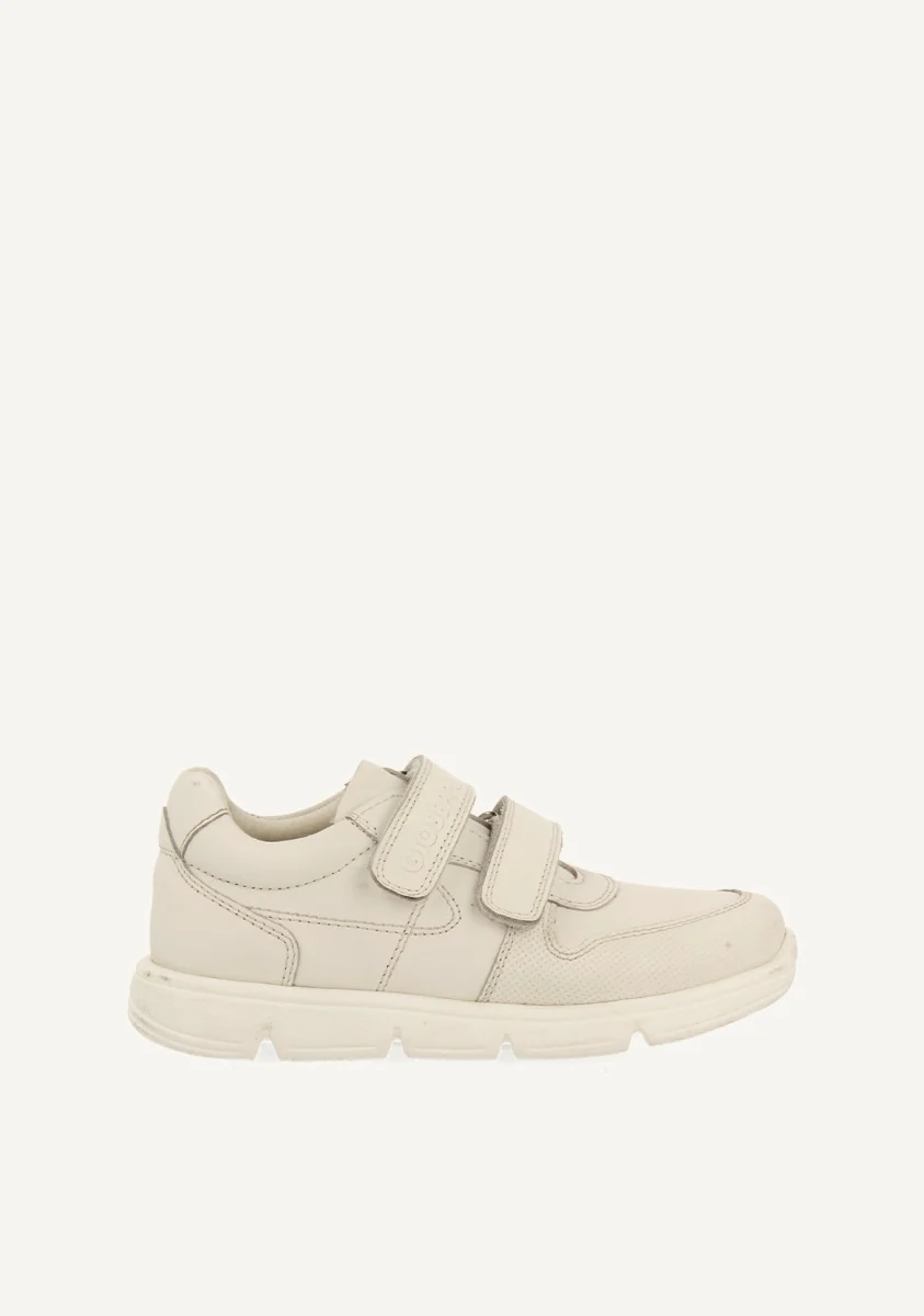 SCHOOL TENNIS SHOES MADE OF LEATHER MARVEDE