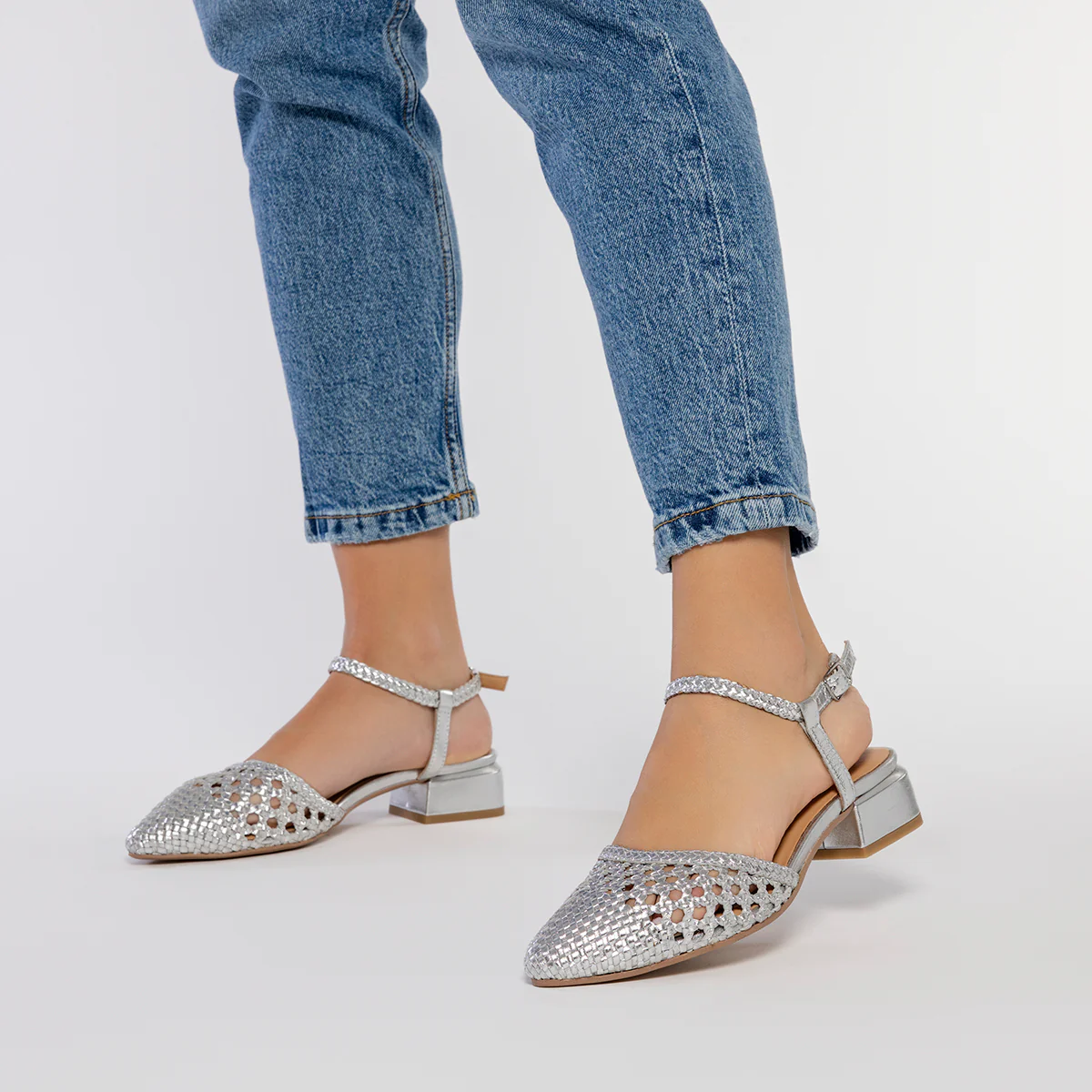 SILVER LEATHER BRAIDED BALLERINAS FOR WOMEN MINEO - Image 2