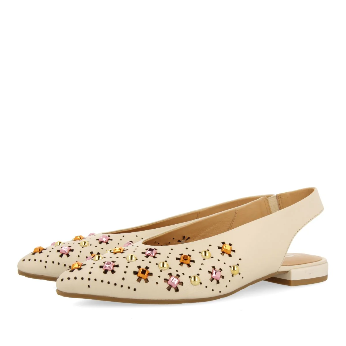 UNLINED OFF-WHITE LEATHER BALLERINA FLATS WITH STUD DETAIL FOR WOMEN DAKOVO - Image 3