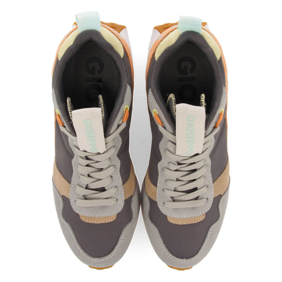 Vincly women's grey retro-style sneakers with inner wedges - Image 3