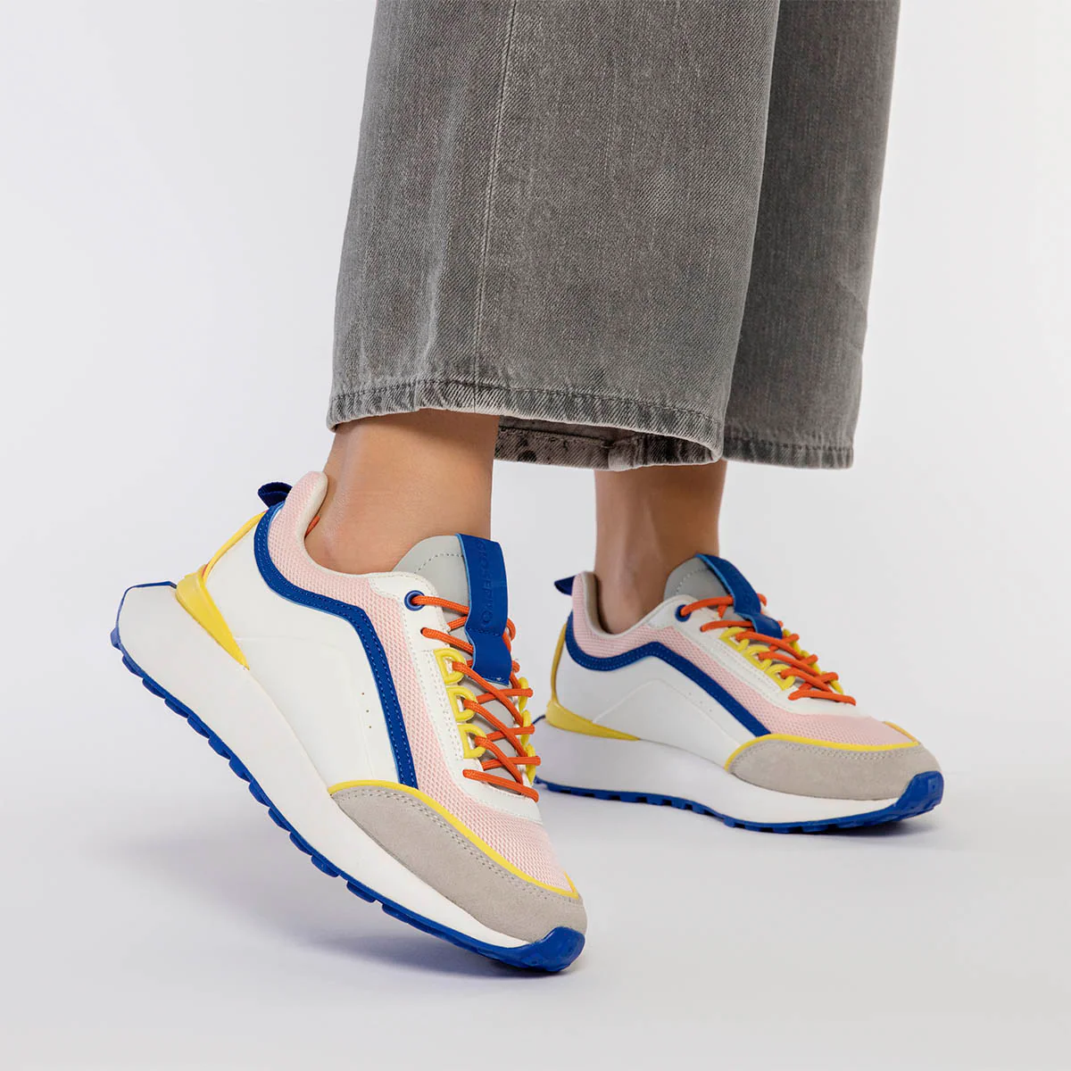 WHITE SNEAKERS WITH MULTICOLOR DETAILS FOR WOMEN BALLAGAT - Image 2