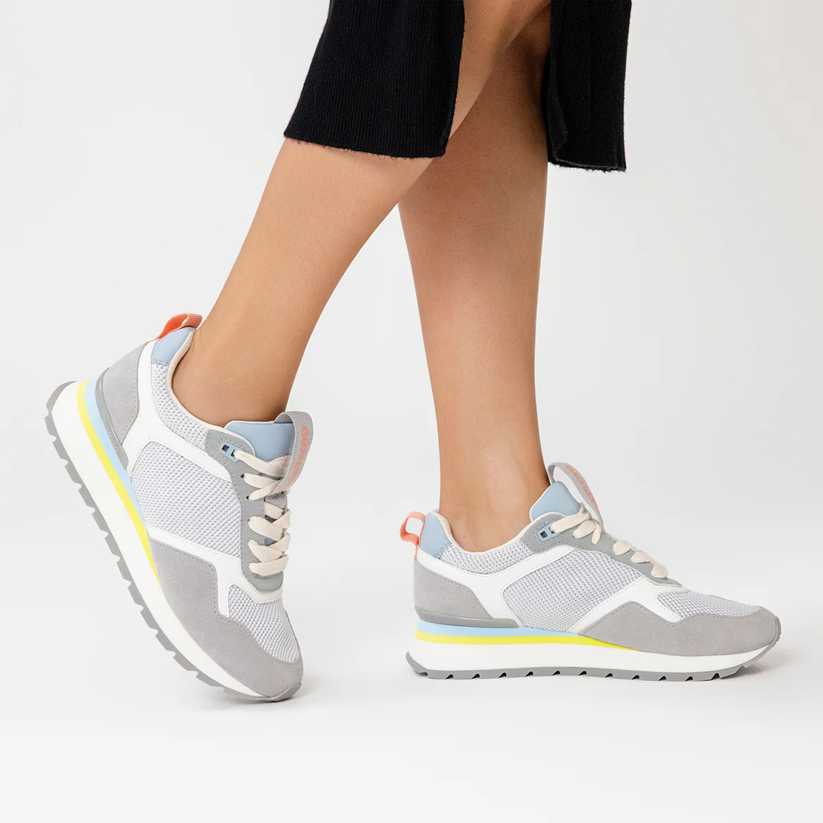 WHITE SNEAKERS WITH MULTICOLOR DETAILS FOR WOMEN WAUSAU - Image 2