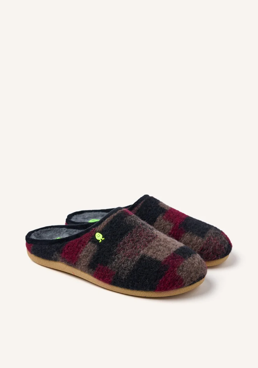 WOOLLEN SLIPPERS SEBEKA - Image 2