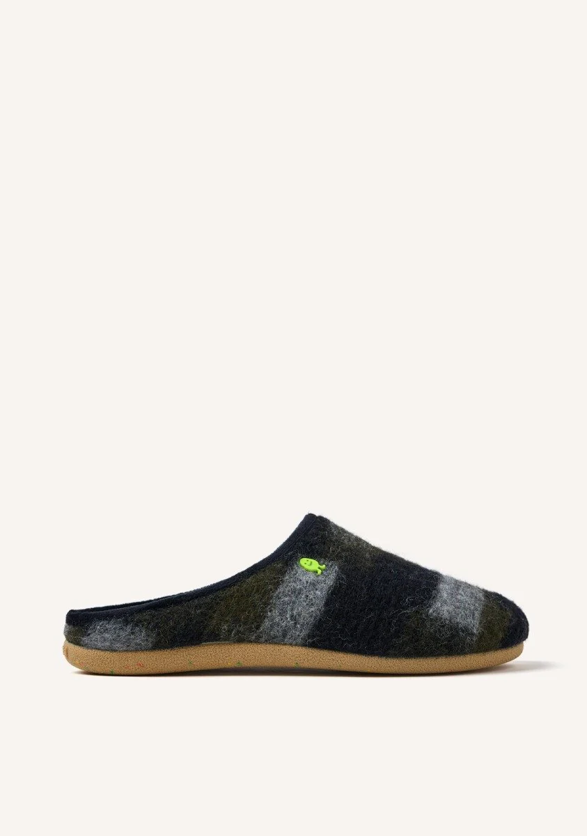 WOOLLEN SLIPPERS SEBEKA