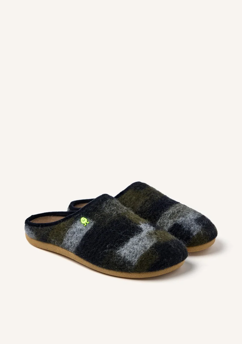 WOOLLEN SLIPPERS SEBEKA - Image 2
