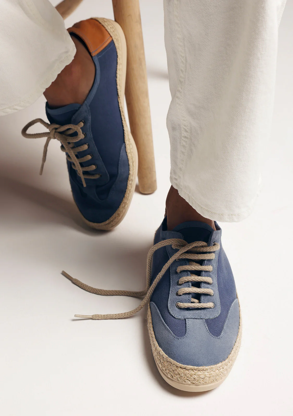 BLUE LEATHER SNEAKERS - Image 8