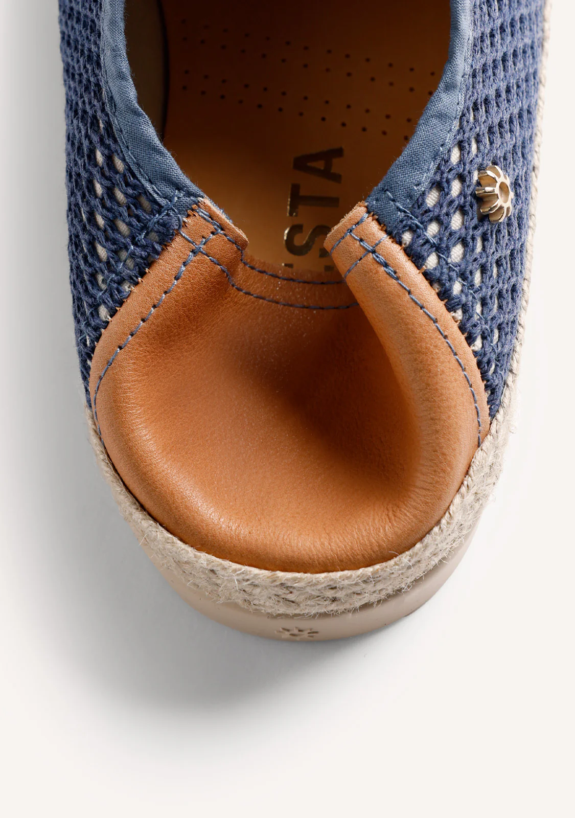 BLUE MESH SNEAKERS - Image 6